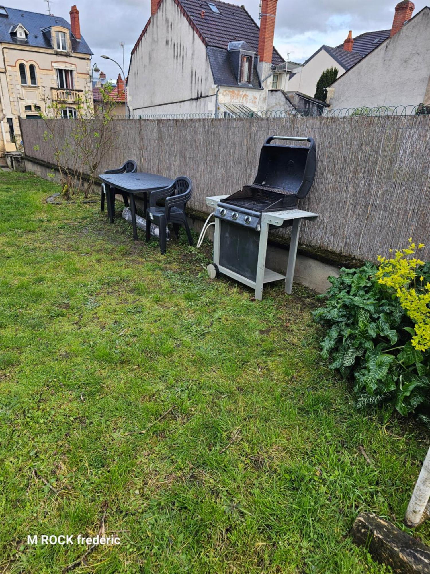 Maison De Ville Avec Jardin Privatif Nevers Kültér fotó